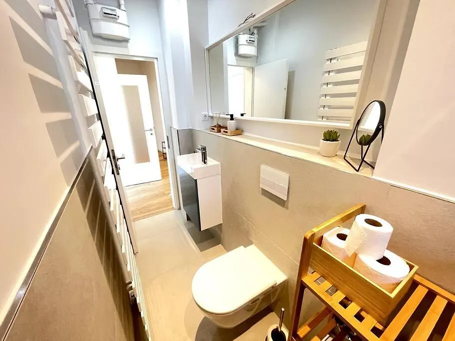 60Qm - 2 Rooms - Free Parking - City - Mallibase Apartments Hannover 0*,