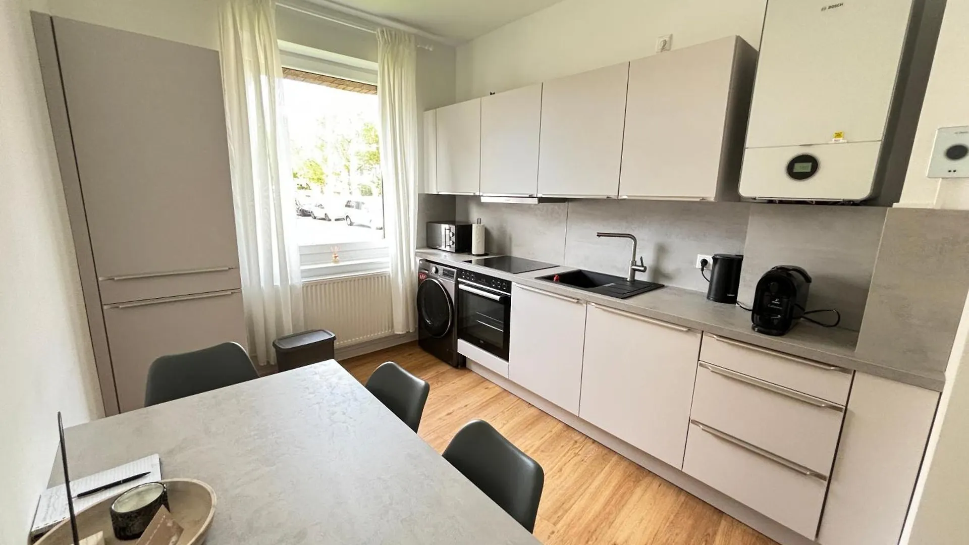 60Qm - 2 Rooms - Free Parking - City - Mallibase Apartments Hannover