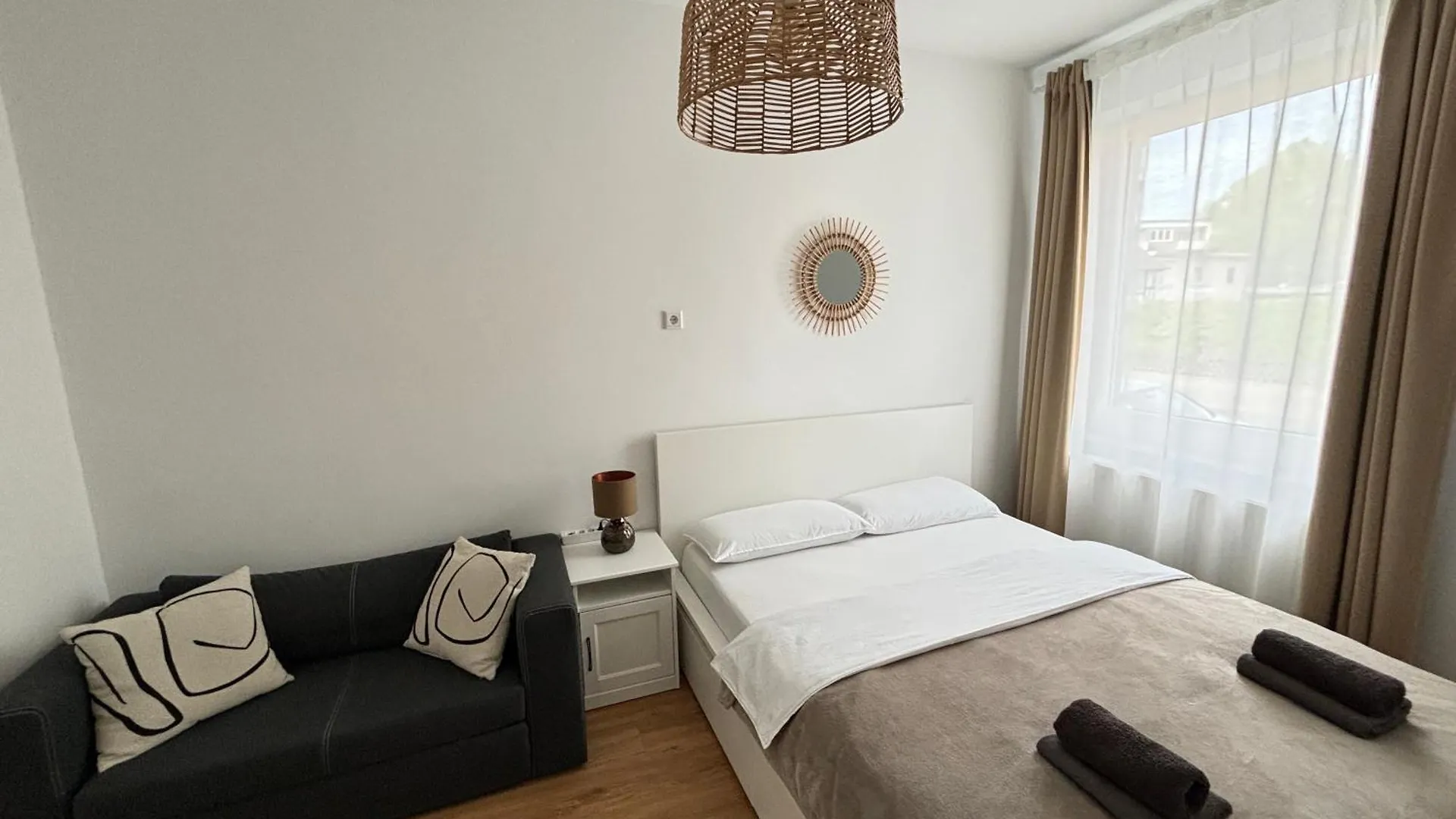60Qm - 2 Rooms - Free Parking - City - Mallibase Apartments Hannover
